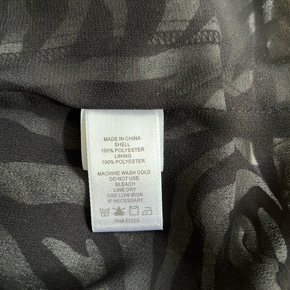 1 State- zebra striped blouse - Picture 7 of 7